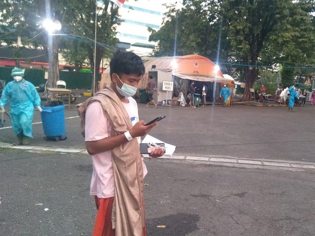 Dalam Sepekan, Pasien Positif COVID-19 di RSLI Surabaya Terus Melonjak Dalam Sepekan, Pasien Positif COVID-19 di RSLI Surabaya Terus Melonjak