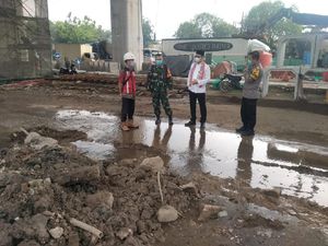 Dikeluhkan Warga Rusun, Pipa Air di Proyek Tol Cakung Segera Diperbaiki