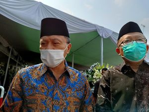 Pimpinan MPR Melayat Istri Menkumham: Semoga Pak Yasonna Sabar Pimpinan MPR Melayat Istri Menkumham: Semoga Pak Yasonna Sabar