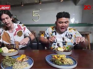 Bikin Laper! Dimas Beck Makan Nasi Goreng Buntut yang Komplet Mantap Bikin Laper! Dimas Beck Makan Nasi Goreng Buntut yang Komplet Mantap