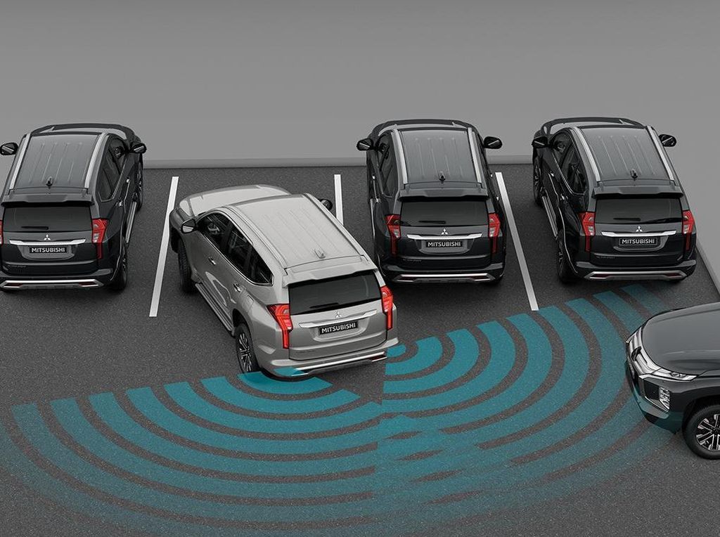 Mengenal Rear Cross Traffic Alert, Fungsi dan Cara Kerjanya Mengenal Rear Cross Traffic Alert, Fungsi dan Cara Kerjanya