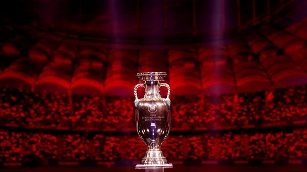 BUCHAREST, ROMANIA - NOVEMBER 30: The Henri Delaunay Trophy is seen on stage after the UEFA Euro 2020 Final Draw Ceremony at the Romexpo on November 30, 2019 in Bucharest, Romania. (Photo by Dean Mouhtaropoulos/Getty Images)