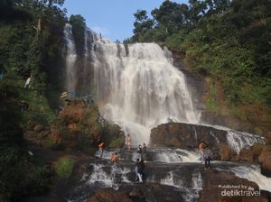Pesona Curug Cikondang yang Digadang-gadang Niagara dari Cianjur
