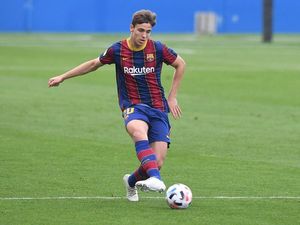 Barcelona Sudah Punya Penerus Sergio Busquets
