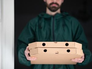 Gara-Gara Dicurangi Pekerja Pizza, Netizen Ini Tak Mau Lagi Beli Pizza Gara-Gara Dicurangi Pekerja Pizza, Netizen Ini Tak Mau Lagi Beli Pizza