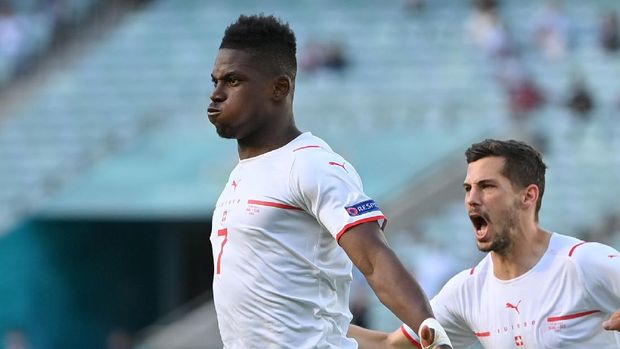 Soccer Football - Euro 2020 - Group A - Wales v Switzerland - Baku Olympic Stadium, Baku, Azerbaijan - June 12, 2021 Switzerland's Breel Embolo celebrates scoring their first goal Pool via REUTERS/Dan Mullan