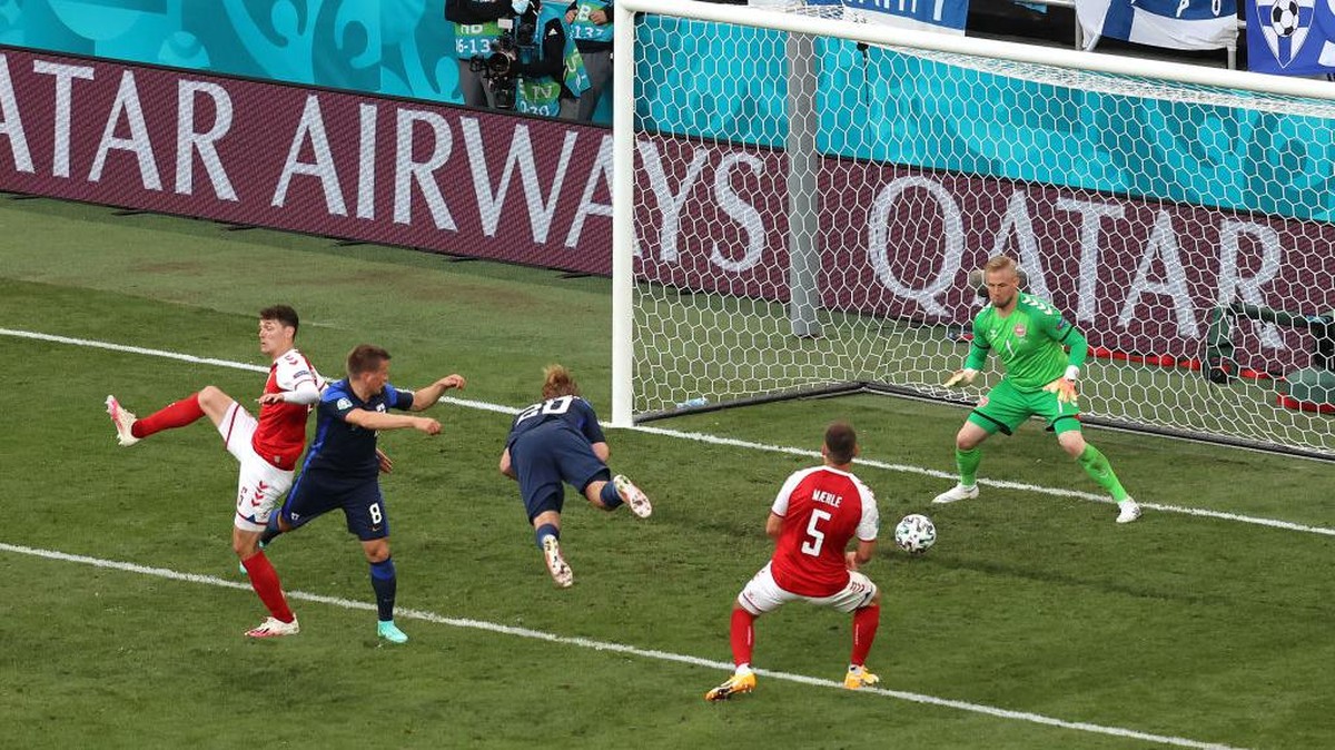 Finlandia kalahkan Denmark 1-0 (Foto: Getty Images/Wolfgang Rattay - Pool)