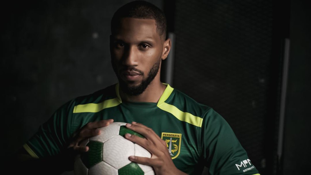 Eks Leicester City Alie Sesay Lengkapi Pemain Asing Persebaya. Foto: Dok. Persebaya