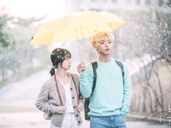 Sinopsis At A Distance Spring Is Green, Drakor Anak Kuliahan Terbaru 2021