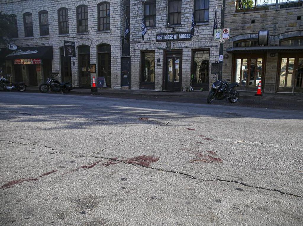 1 Pelaku Penembakan Brutal di Texas Ditangkap, 1 Masih Buron 1 Pelaku Penembakan Brutal di Texas Ditangkap, 1 Masih Buron
