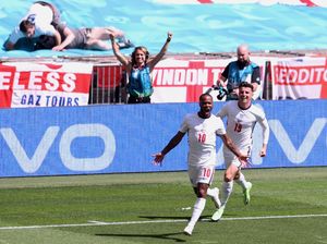 Euro 2020: Sterling Akhirnya Cetak Gol untuk Inggris di Turnamen Besar