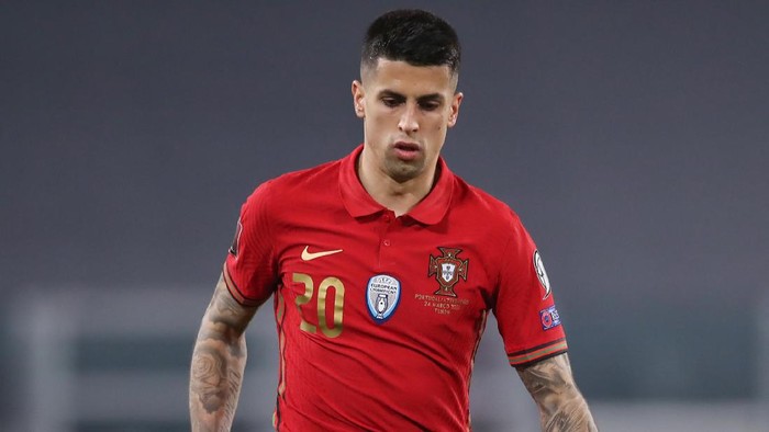 joao cancelo timnas portugal euro 2020 piala eropa 2020 euro 2021 piala eropa 2021 TURIN, ITALY - MARCH 24: Joao Cancelo of Portugal during the FIFA World Cup 2022 Qatar qualifying match between Portugal and Azerbaijan at Allianz Stadium on March 24, 2021 in Turin, Italy. (Photo by Jonathan Moscrop/Getty Images)
