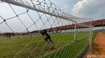 Foto Lapangan Bola di Karawang: Dulu Tanah Merah, Kini Standar FIFA