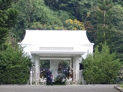 Polisi Cegah Fans Rizky Billar-Lesti Kejora Datangi Lokasi Lamaran