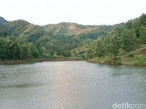 Embung Sidem, Wisata Murah Meriah dari Tulungagung Embung Sidem, Wisata Murah Meriah dari Tulungagung
