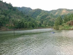 Embung Sidem, Wisata Murmer ala Tulungagung Embung Sidem, Wisata Murmer ala Tulungagung