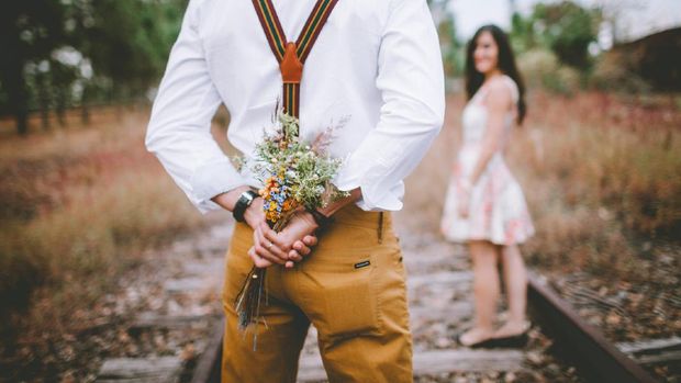 tipe kepribadian ESFJ memiliki sifat romantis