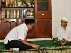 Kiai Nawawi Sidogiri Wafat, Wakil Ketua MPR Sampaikan Duka Mendalam