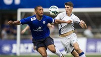 Meski berlabel eks Leicester City, bek berusia 26 tahun sebenarnya tak pernah main di klub itu. Ia lebih banyak dipinjamkan ke klub kasta-kasta bawah kompetisi Inggris. Victor Fraile/Getty Images.