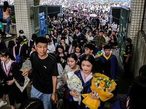 Bertambah Lagi Negara yang Sudah Bebas Masker, Apa Resepnya?