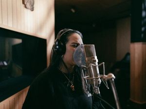 Menantikan Suara Disko dari Diskoria, Tara Basro, dan FLEUR! Menantikan Suara Disko dari Diskoria, Tara Basro, dan FLEUR!