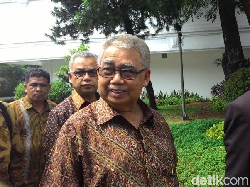 Eks Gubernur Aceh Zaini Abdullah Positif Corona, Dirawat di RSUDZA