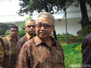 Eks Gubernur Aceh Zaini Abdullah Positif Corona, Dirawat di RSUDZA Eks Gubernur Aceh Zaini Abdullah Positif Corona, Dirawat di RSUDZA