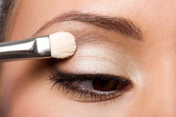 5 Eye Makeup Hacks yang Harus Dicoba