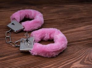 5 Tips Memulai Fantasi Roleplay, Variasi Bercinta yang Kerap Bikin Canggung 5 Tips Memulai Fantasi Roleplay, Variasi Bercinta yang Kerap Bikin Canggung