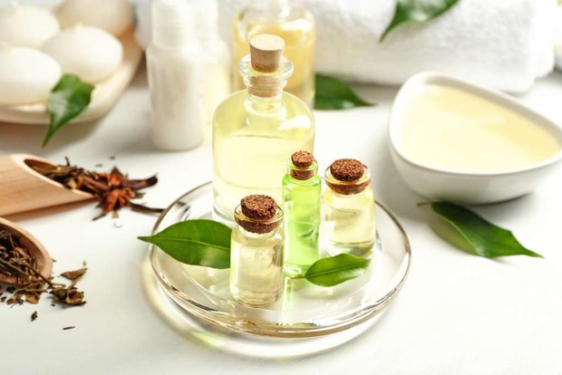 Foto: Tea tree oil/freepik.com Foto: Tea tree oil/freepik.com
