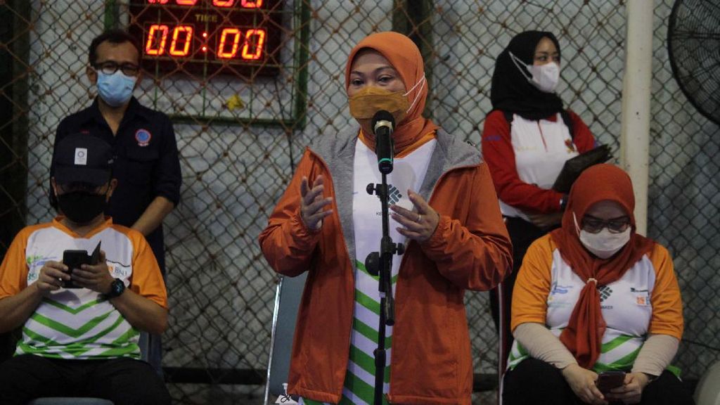 Gandeng Buruh dan Pengusaha, Kemnaker Gelar Kompetisi Futsal Gandeng Buruh dan Pengusaha, Kemnaker Gelar Kompetisi Futsal