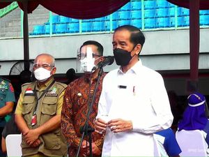 Jokowi Targetkan Herd Immunity Sektor Jasa Keuangan Tercapai Agustus Jokowi Targetkan Herd Immunity Sektor Jasa Keuangan Tercapai Agustus