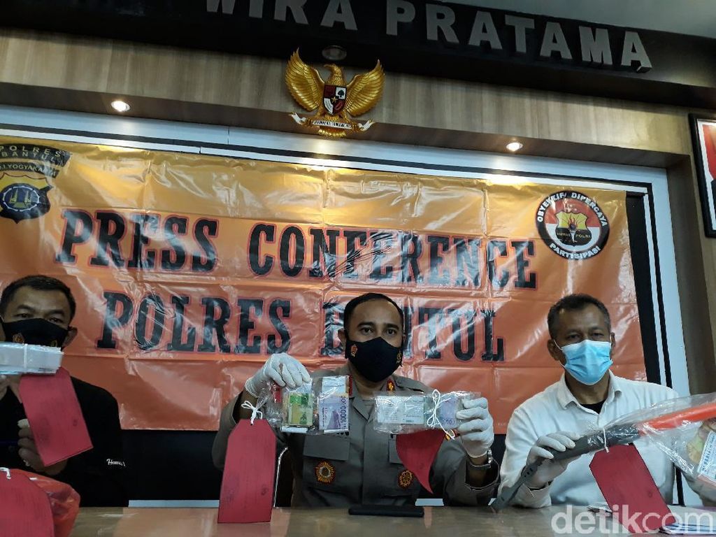 Parkir Nuthuk, 9 Jukir di Bantul Diringkus Polisi Parkir Nuthuk, 9 Jukir di Bantul Diringkus Polisi
