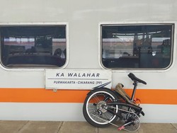 Viral Petugas Bantu Persalinan di KA Walahar, Ibu dan Bayi Selamat