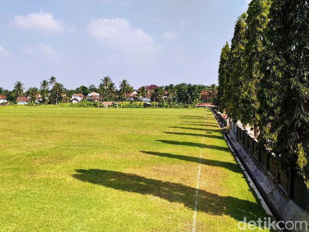 Lapangan Bola di Ciamis: Dikelola Karang Taruna, Rumput Setara GBLA