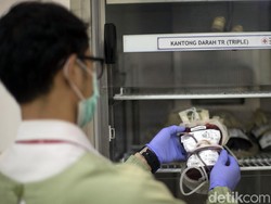 Muslihat Dukun Gadungan Beli Darah PMI Kedaluwarsa untuk Ritual Jenglot