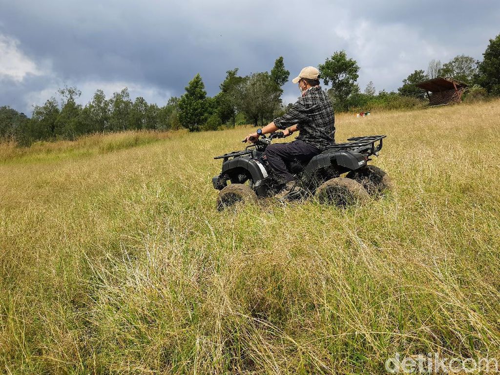 Foto: Jelajah Kawah Wurung yang Indah Naik ATV, Seru Abis! Foto: Jelajah Kawah Wurung yang Indah Naik ATV, Seru Abis!