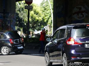 Pak Ogah Menjamur di Jalan By Pass Jakarta Timur