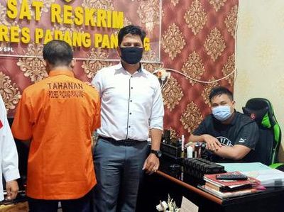 Potret Ustaz Gay di Sumbar yang Paksa Siswa Onani-Oral Diperiksa Polisi