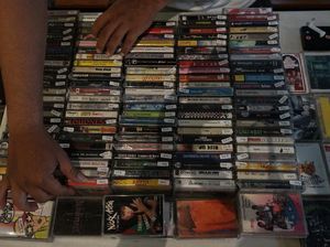 Berburu Kaset di Record Store Day