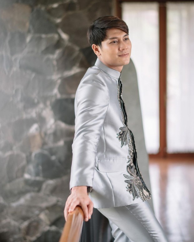 Rizky billar lamaran