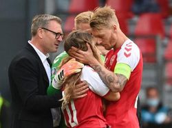 Punya Kapten seperti Simon Kjaer Bikin Schmeichel Bangga