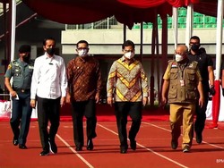 Vaksinasi Covid Hari Ini di Bekasi: Ditinjau Jokowi-Target 10 ribu Per Hari