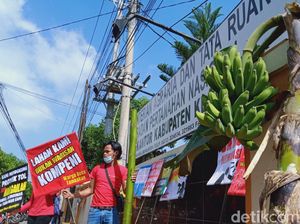 Aksi Warga Terdampak Tol Yogya-Solo: Lahan Kami Bukan Warisan Kompeni