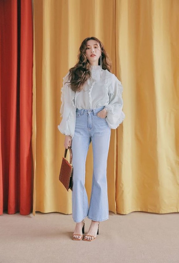 Ilusi High Waist/Foto: id.pinterest.com/weheartit Tips Memakai Celana Cropped Flare Jeans