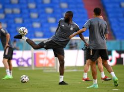 Prancis Vs Jerman: Die Mannschaft Mesti Main Kotor