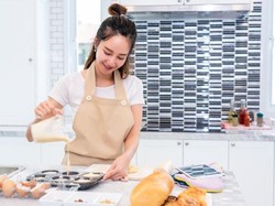 5 Ide Hobi Berfaedah agar Makin Produktif meski di Rumah