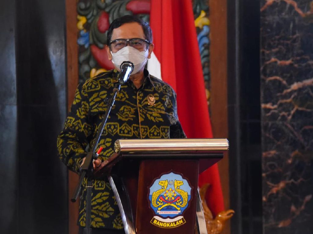 Mahfud Ungkap Arahan Jokowi soal KLB Moeldoko: Tak Usah Disahkan Meski Teman