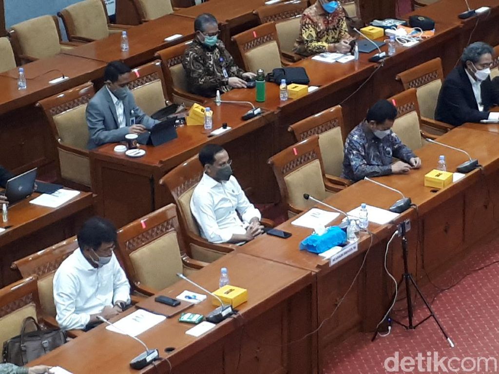 Anggota Komisi X Minta Nadiem Tolak Rencana Sekolah Kena PPN Anggota Komisi X Minta Nadiem Tolak Rencana Sekolah Kena PPN