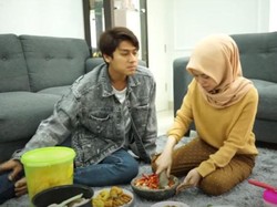 Siaran Langsung 11,5 Jam Pernikahan Rizky Billar-Lesti Kejora Terbentur KPI